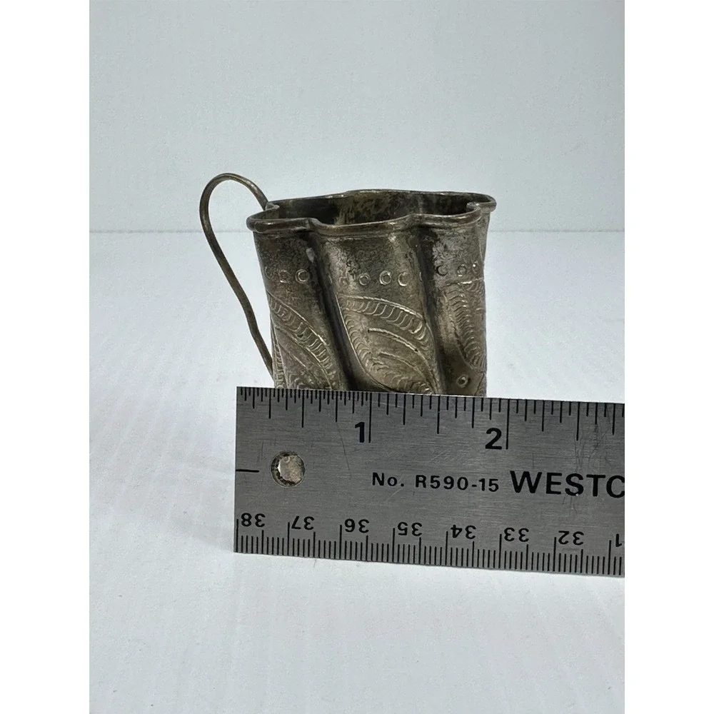 Vintage Handmade‎ Silver Tone Metal Scalloped Edge Carved Cup